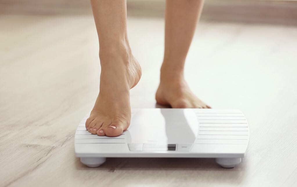 一份适合新手的减肥计划，坚持8周时间，让体重下降10斤